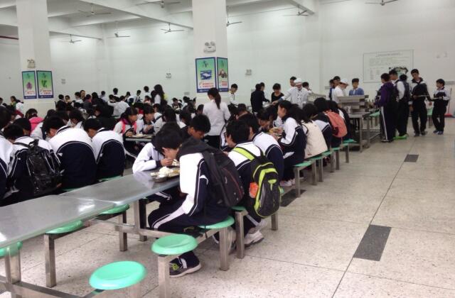 学校食堂承包